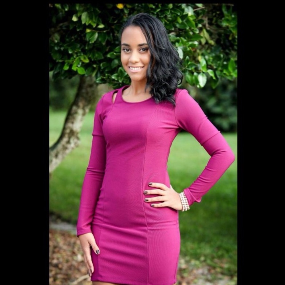 Elegant and Fashionable Violet Dress